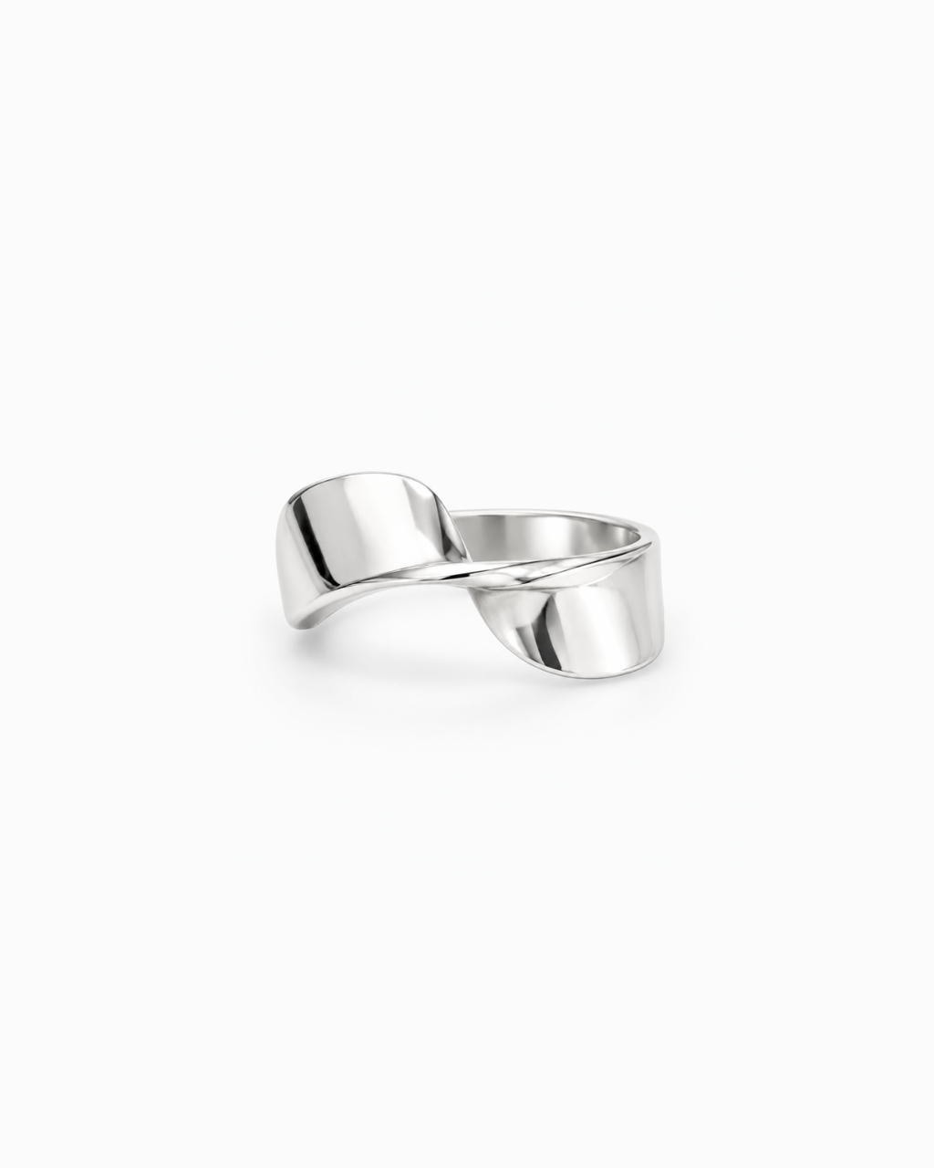 Möbius Ring