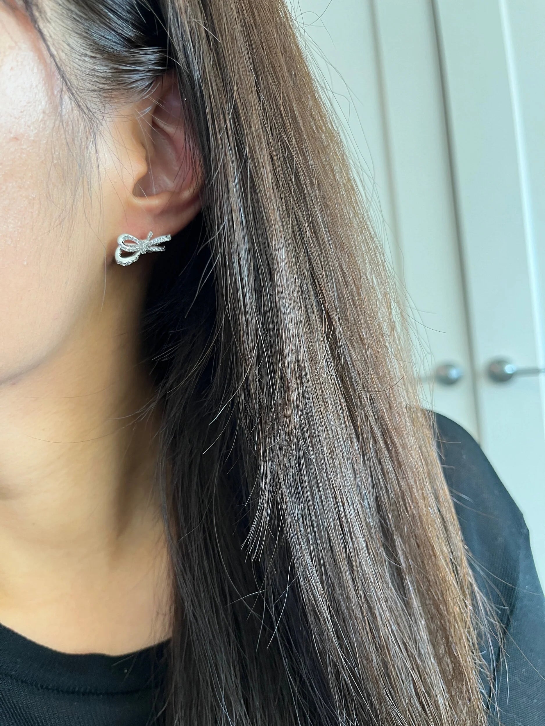 Dainty Ribbon Earring