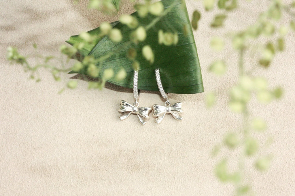No. 10: Ribbon Cz Huggies