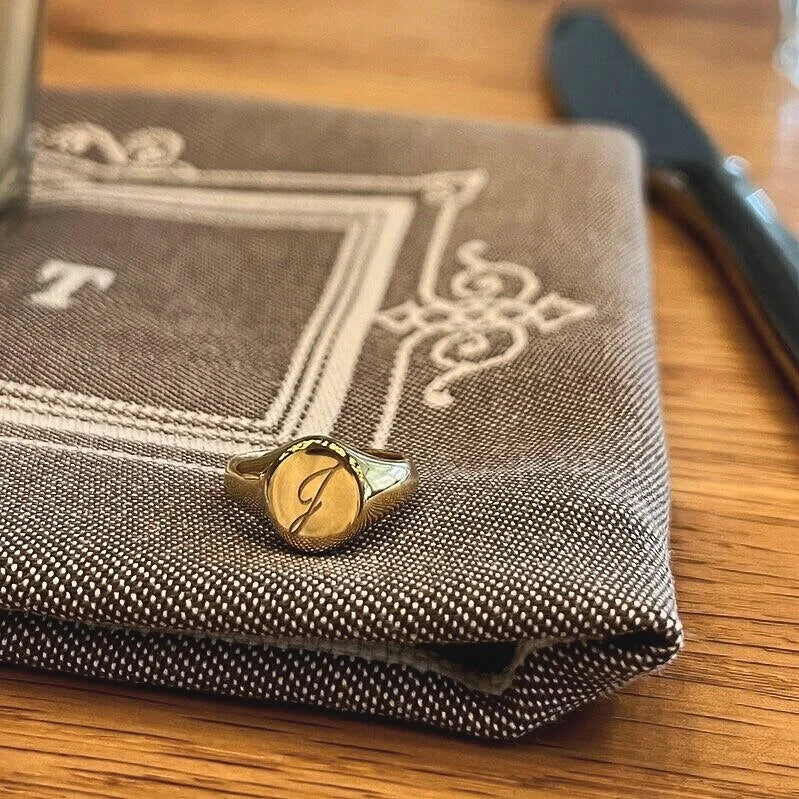 Initial Signet Pinky Ring (Gold)
