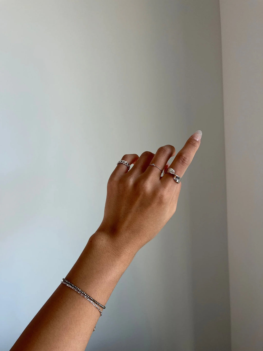Möbius Ring