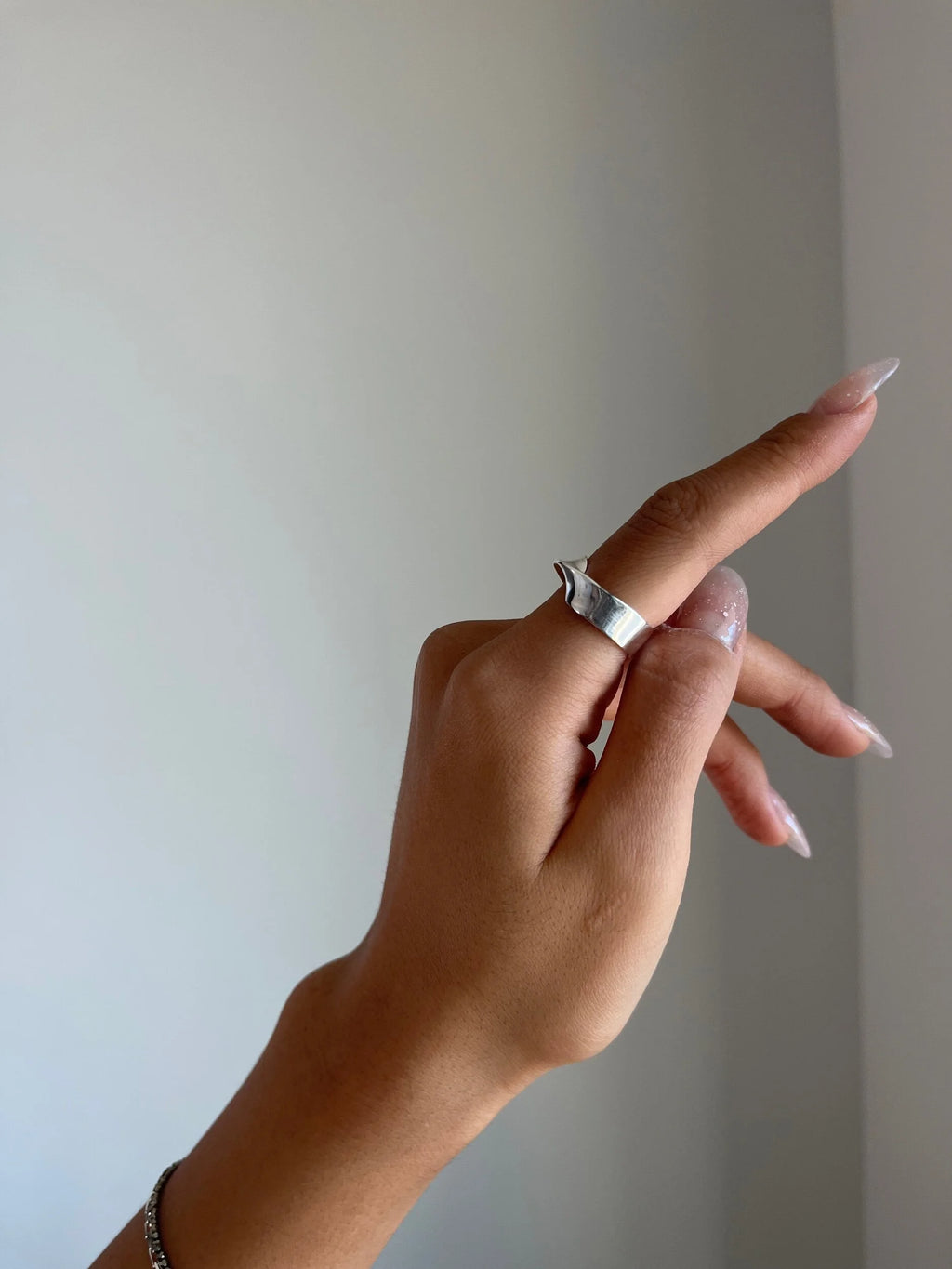 Möbius Ring