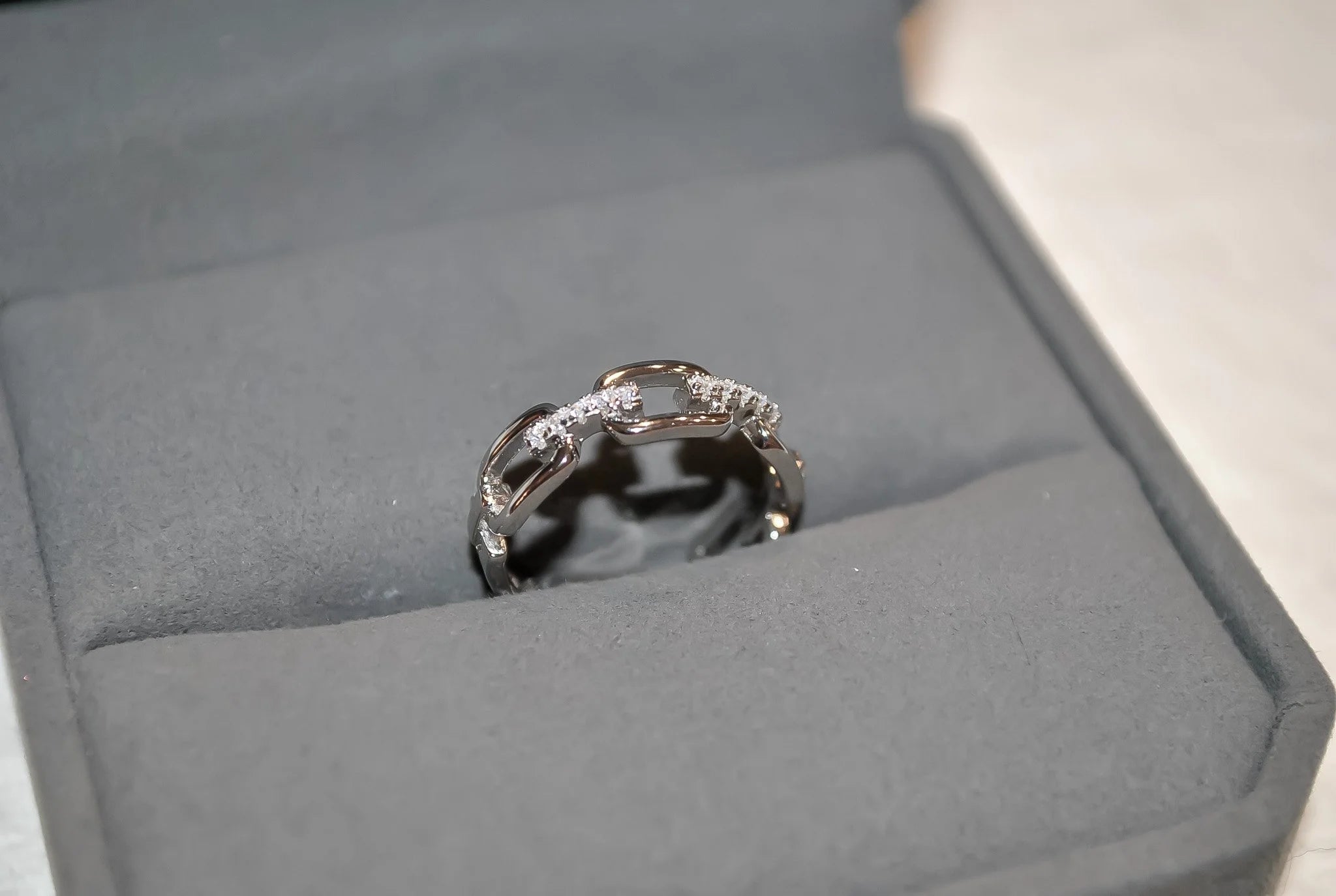 Link Ring