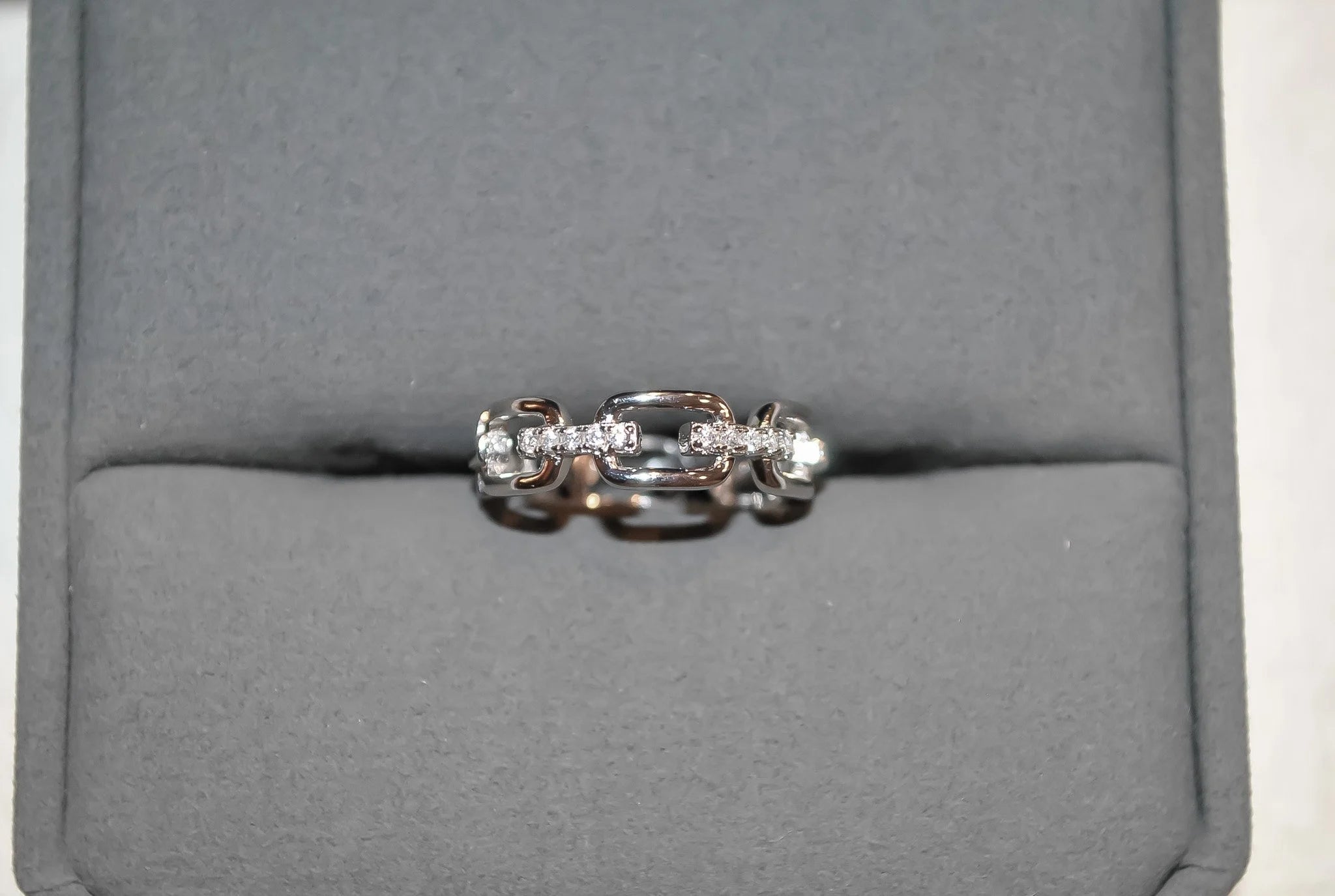 Link Ring