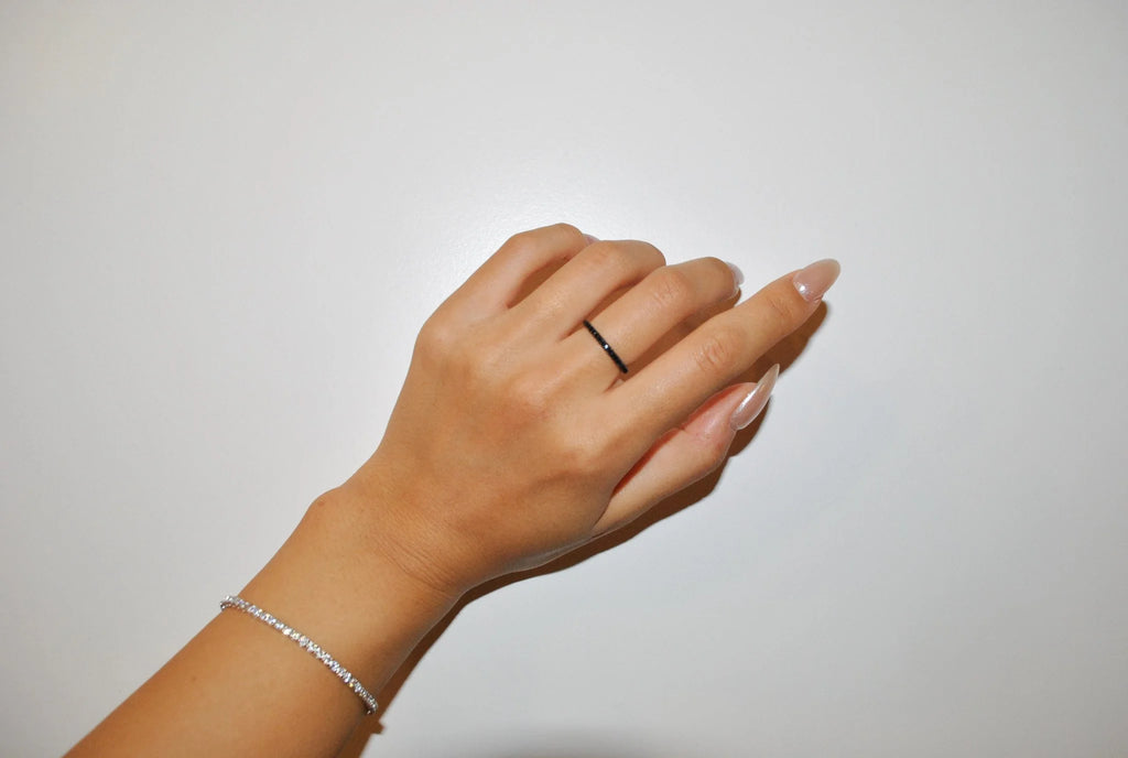 Noir Ring