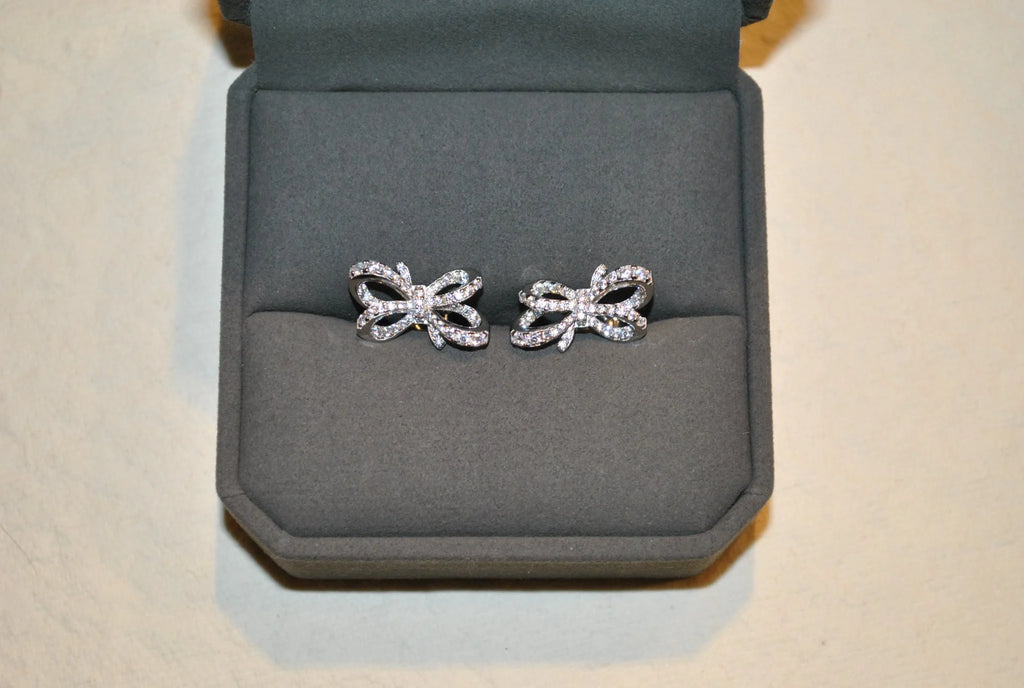 Dainty Ribbon Earring