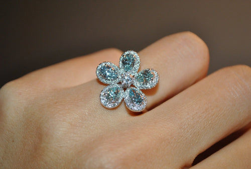 Baby Green Flower Design Ring