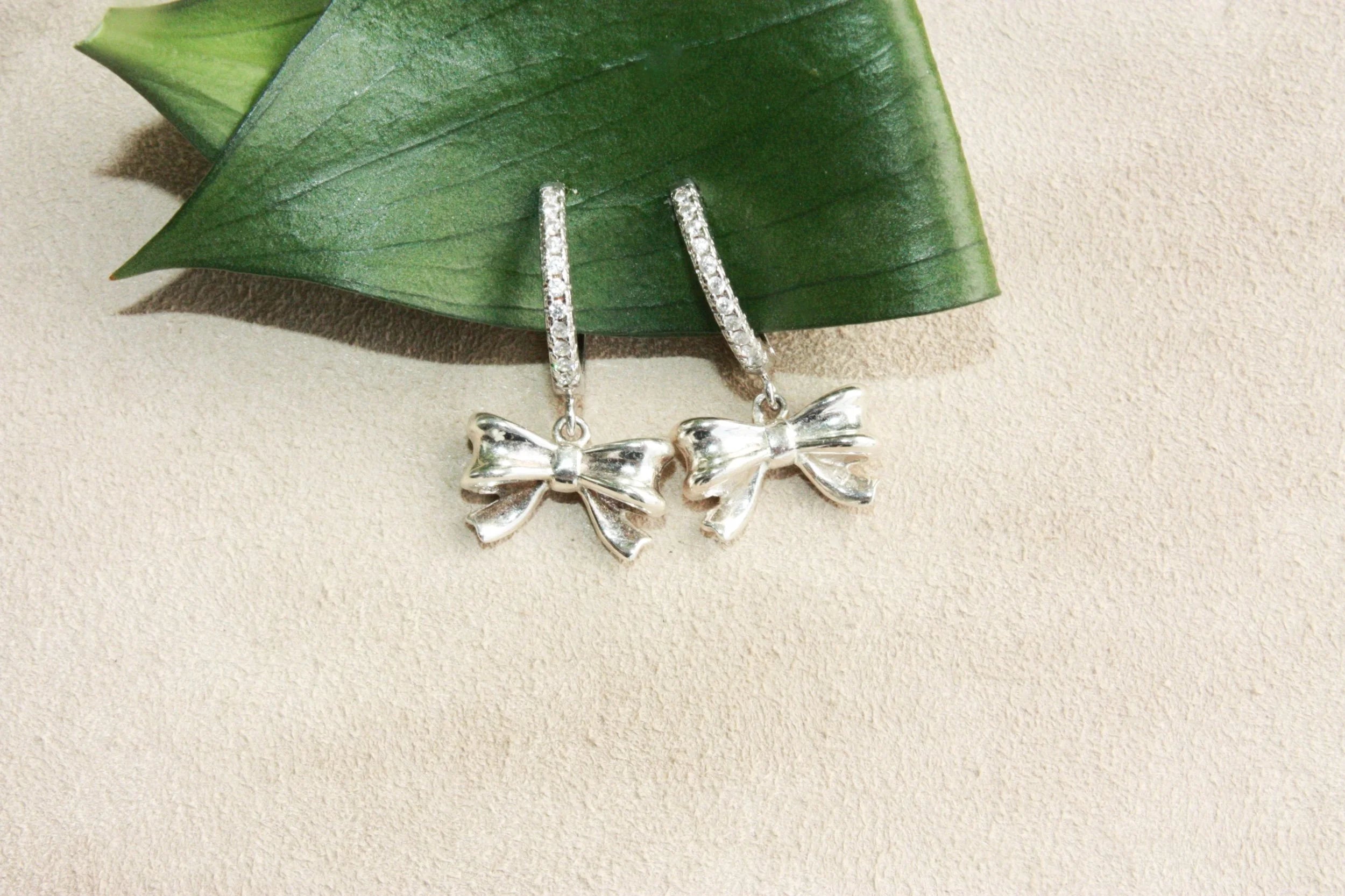 No. 10: Ribbon Cz Huggies