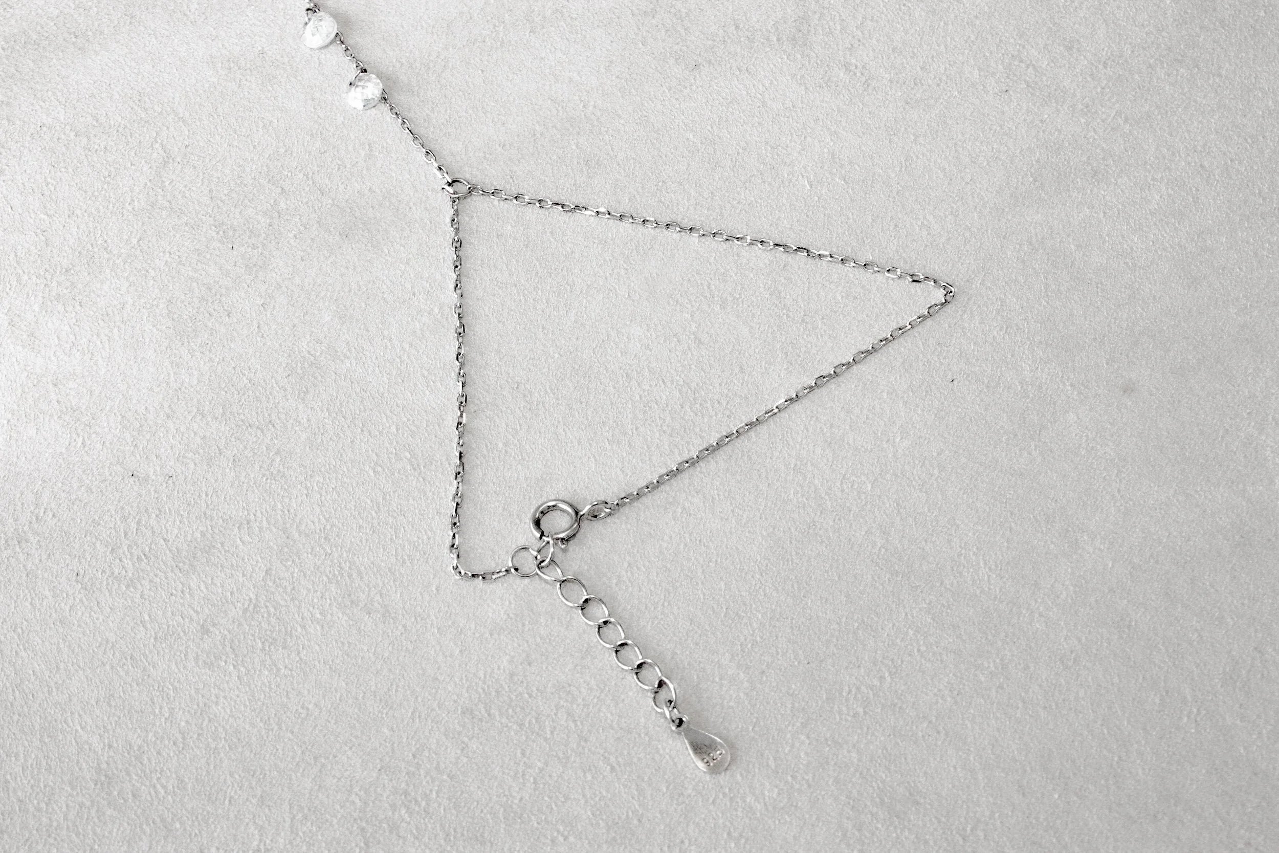 Rose-cut Hand Chain