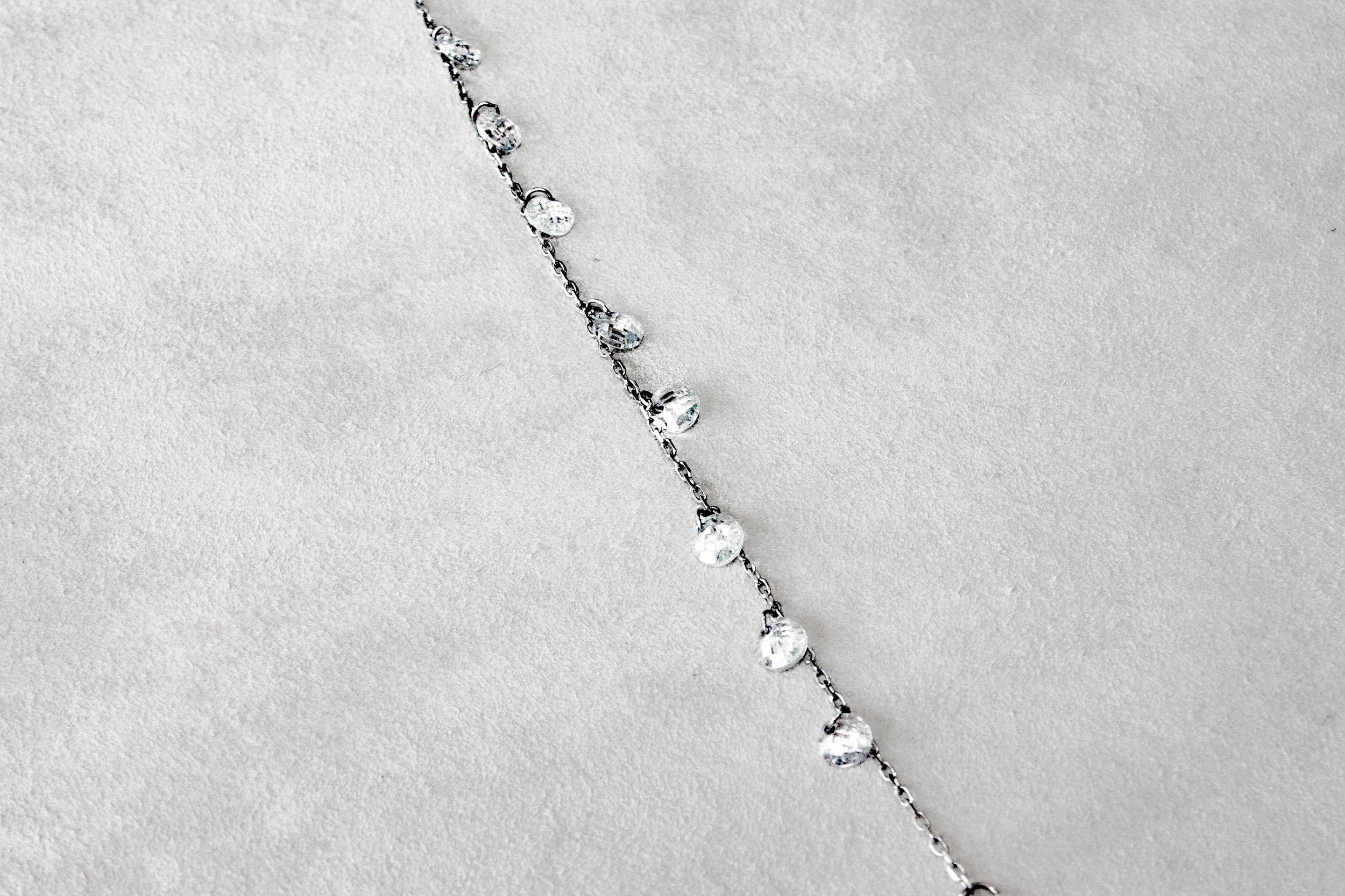 Rose-cut Hand Chain
