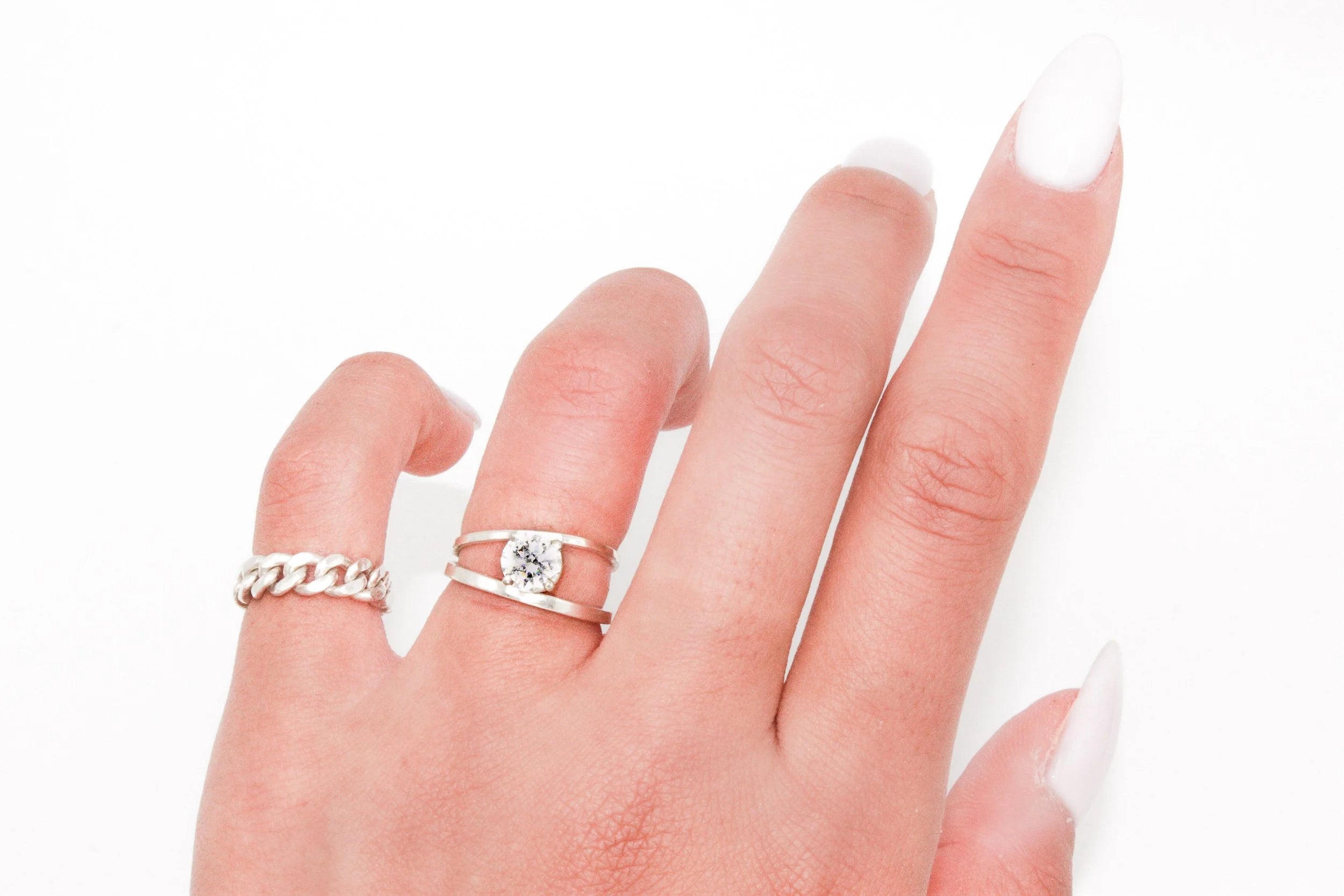 V Ring