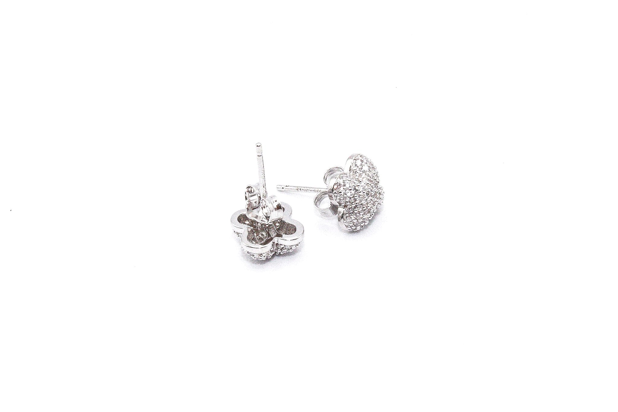 Chubby Clover Studs