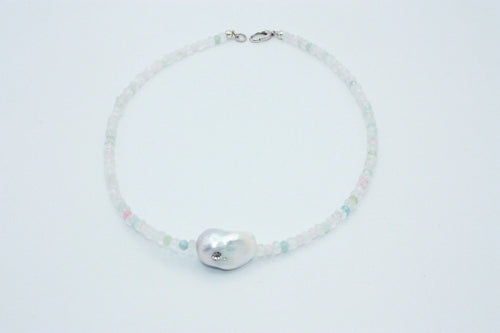 Pastel Baroque Pearl Chocker