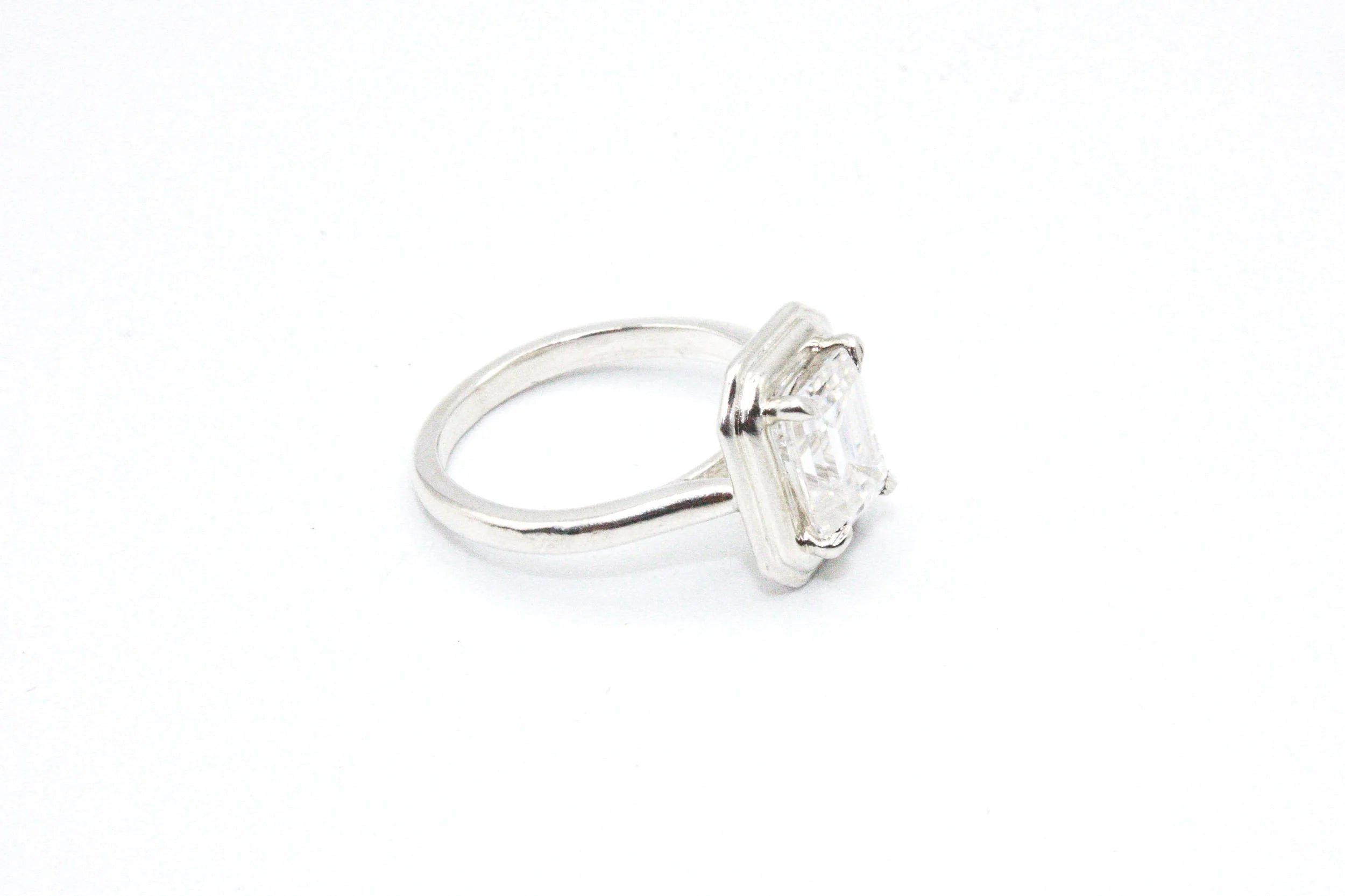 Emerald Frame Ring