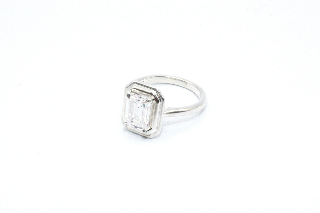 Emerald Frame Ring