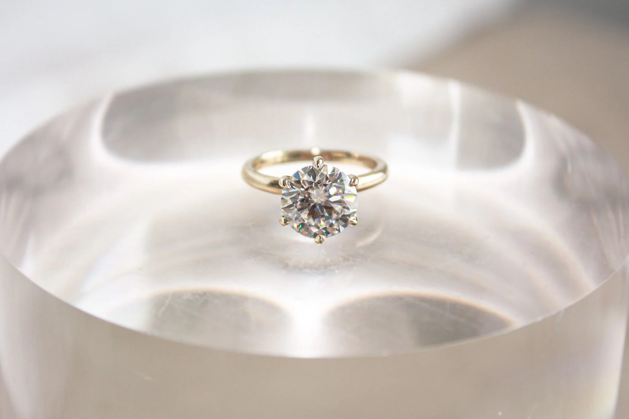 The Perfect Round Solitaire