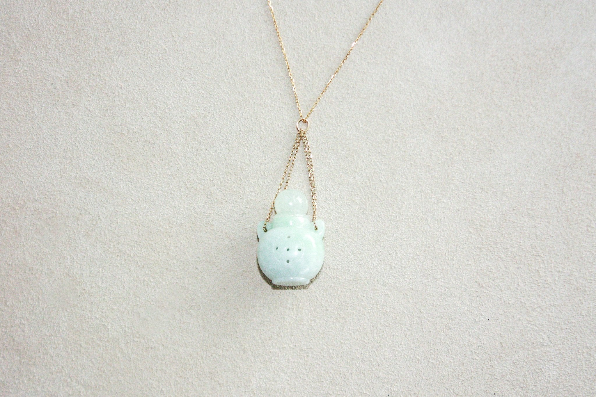 Perfume Bottle Jade Necklace
