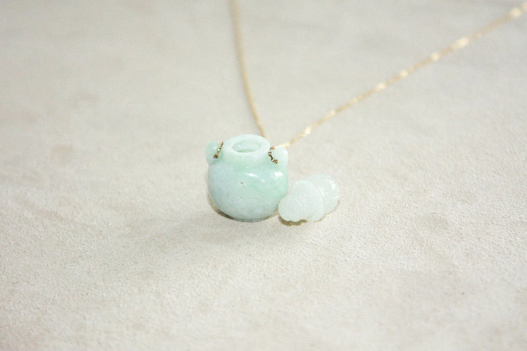 Perfume Bottle Jade Necklace