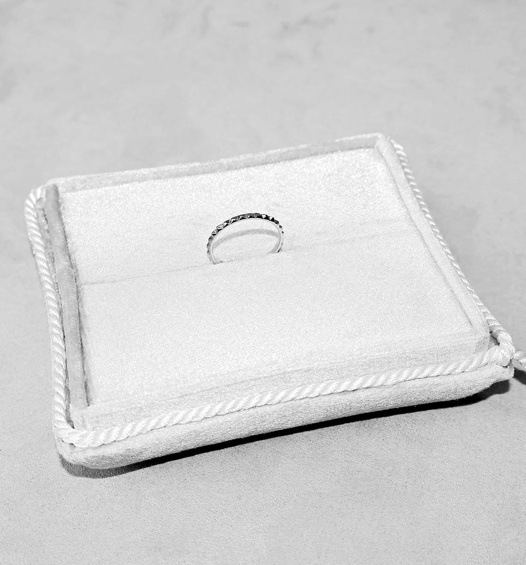 Mini Pyramid Stud Band Ring