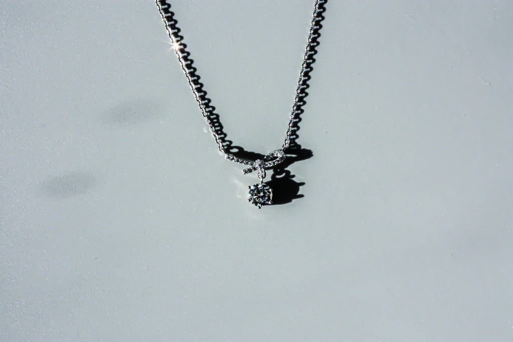 Ribbon Moissanite Necklace