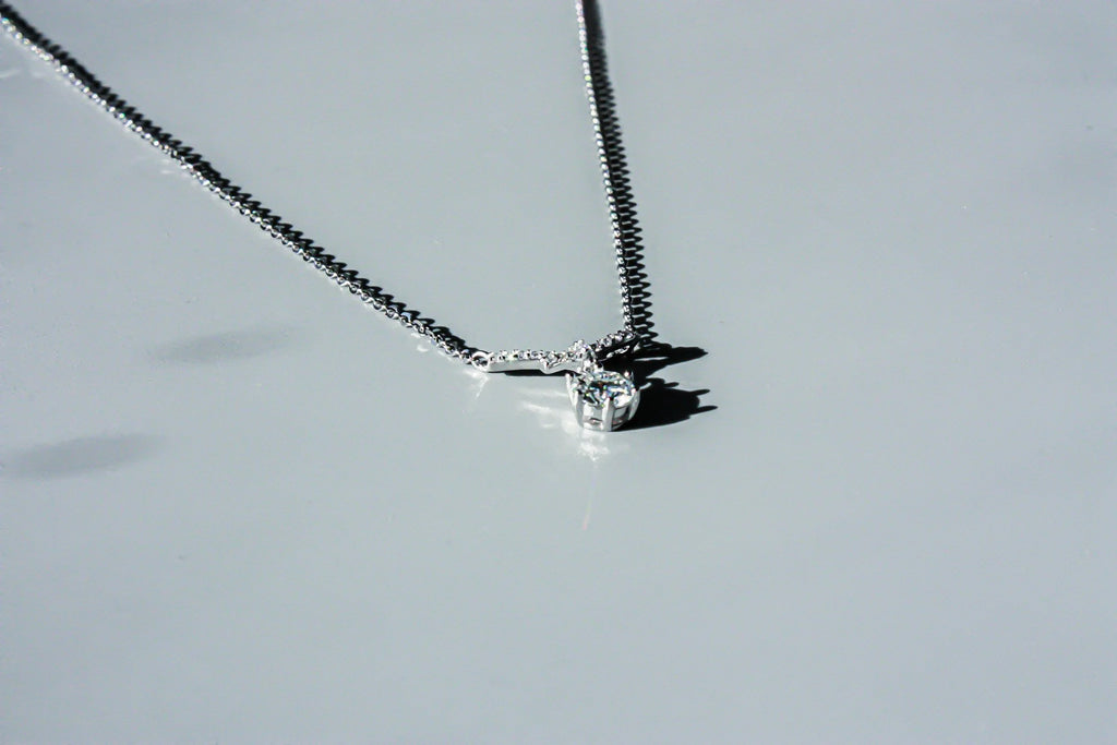 Ribbon Moissanite Necklace