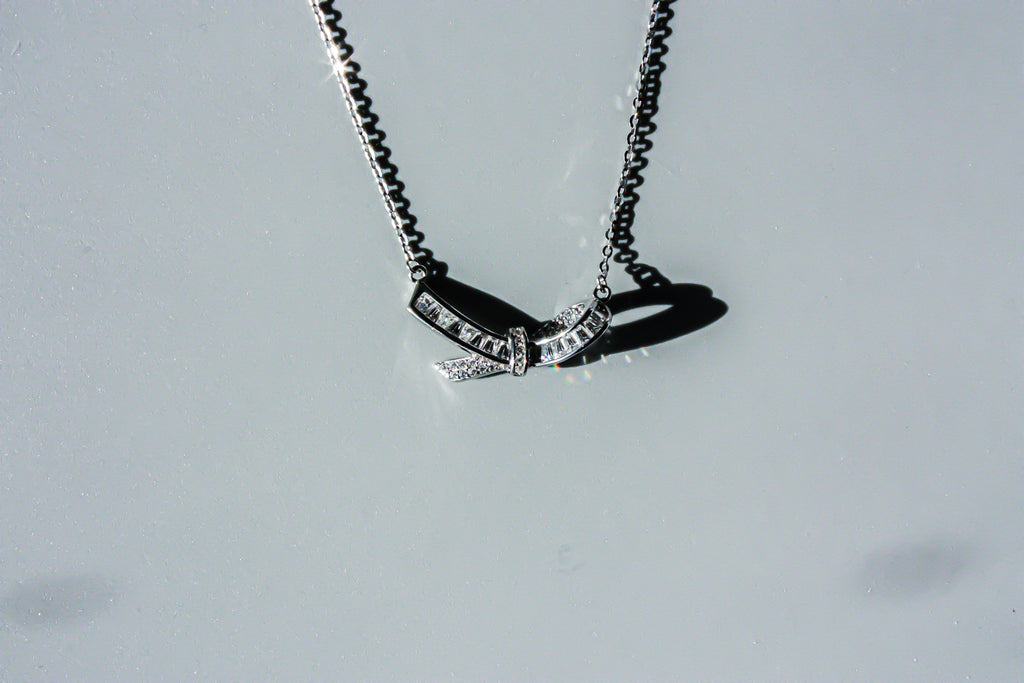 Ribbon Necklace