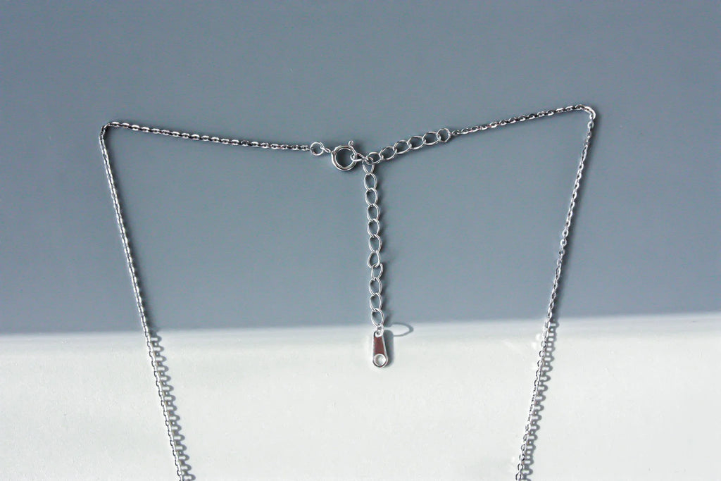 Ribbon Necklace